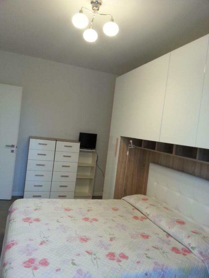 Nuovo Bilocale In Via Lagomaggio, 31 Rimini Exteriör bild