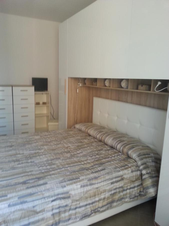 Nuovo Bilocale In Via Lagomaggio, 31 Rimini Exteriör bild