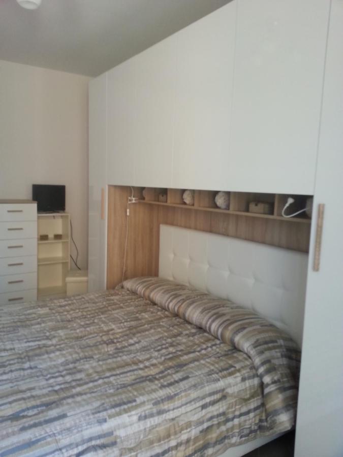 Nuovo Bilocale In Via Lagomaggio, 31 Rimini Exteriör bild