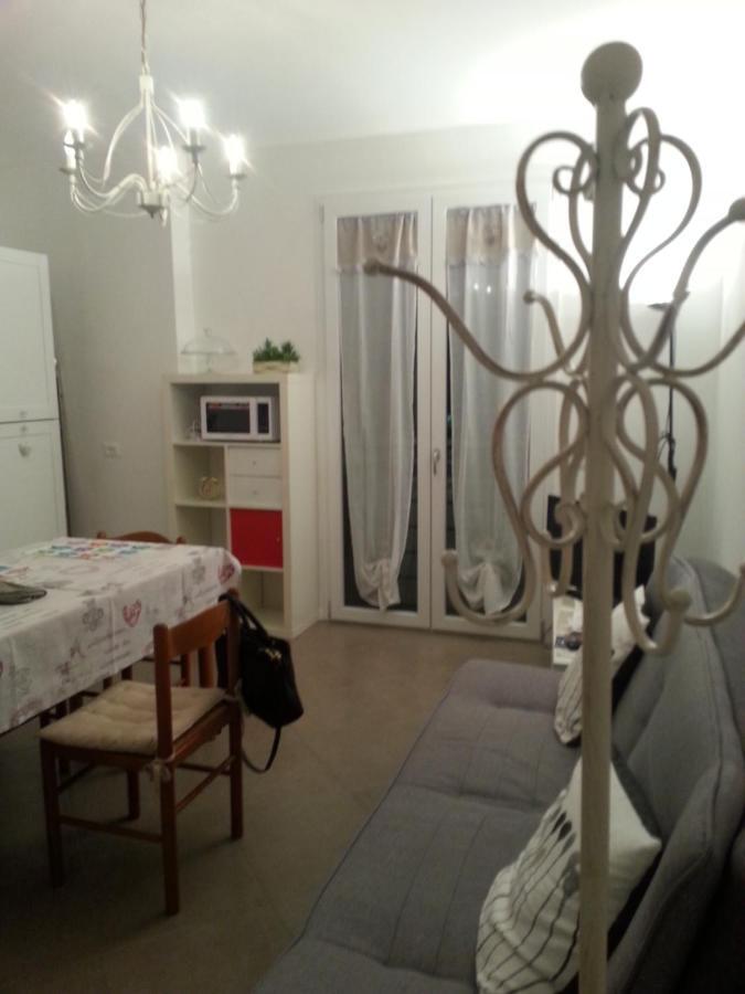 Nuovo Bilocale In Via Lagomaggio, 31 Rimini Exteriör bild