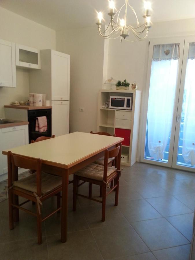 Nuovo Bilocale In Via Lagomaggio, 31 Rimini Exteriör bild